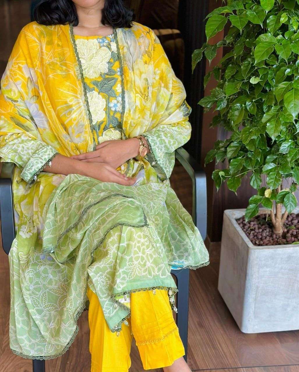 AASHA DESIGNER DESIGN NO - 1013 PURE COTTON PRINT EXCLUSIVE EMBROIDERED SALWAR SUIT