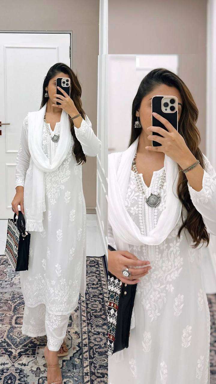 BE 125 FANCY LUNCKNOWI WORK DESIGNER KURTI COMBO SET 