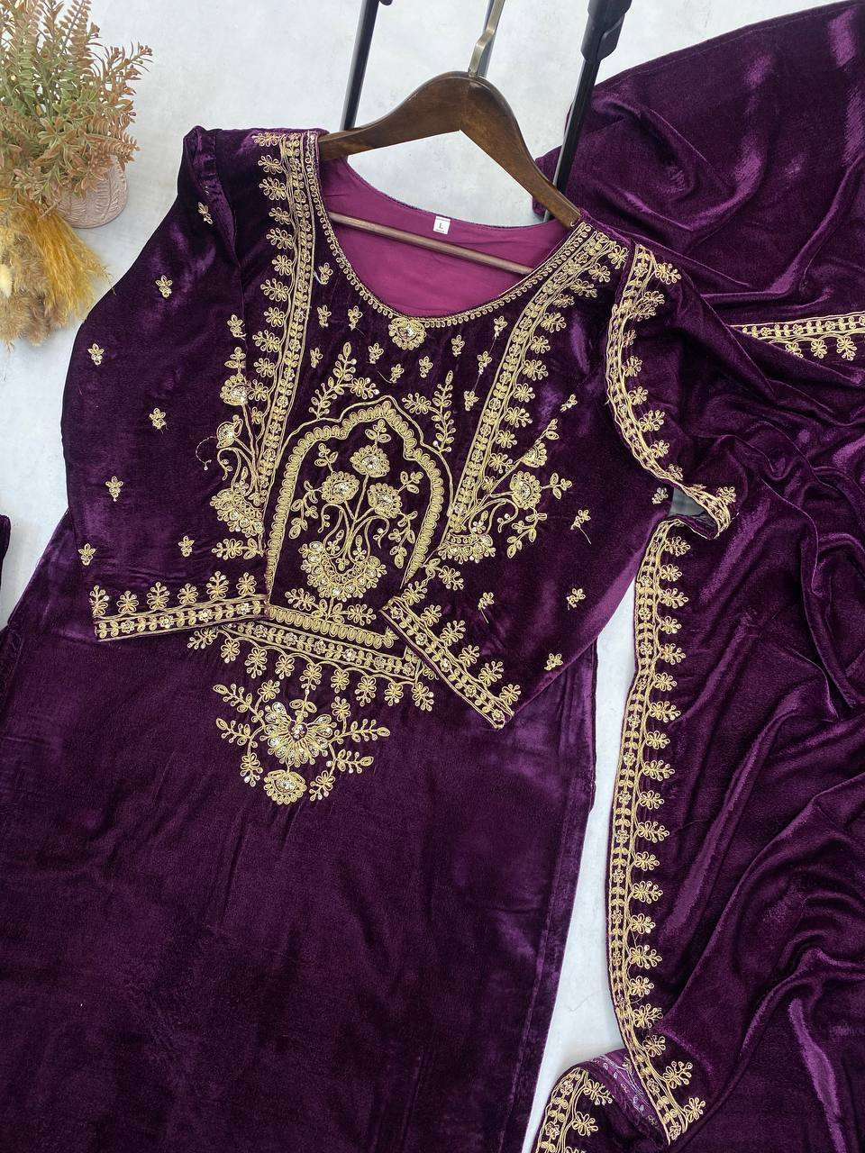 BE 288 VELVET WITH SEQUENCE DESIGNER WORK WINTER WEAR SUIT