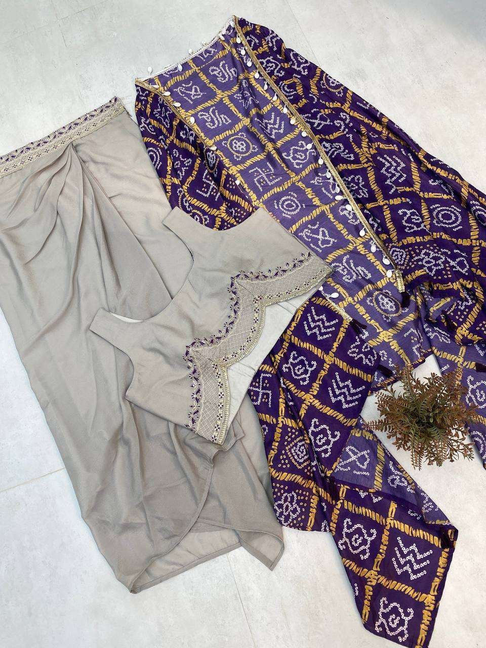 BE 292 DESIGNER FANCY INDO WESTERN STYLE DRESS