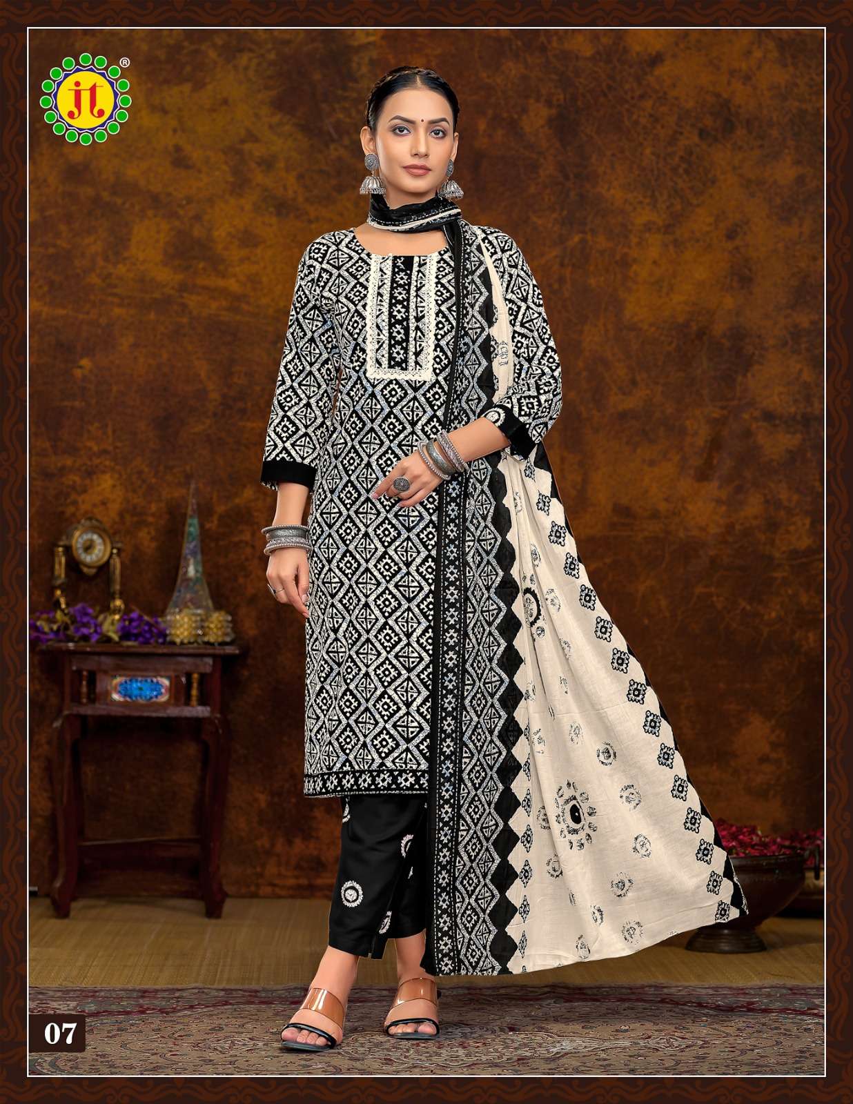JT MUSKAN COTTON BATIK PRINT LADIES KURTI COMBO SET 
