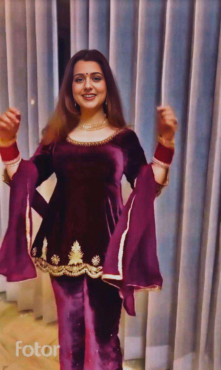  KF 1661 VELVET DESIGNER LOOK TOP WITH PANT AND DUPATTA SET