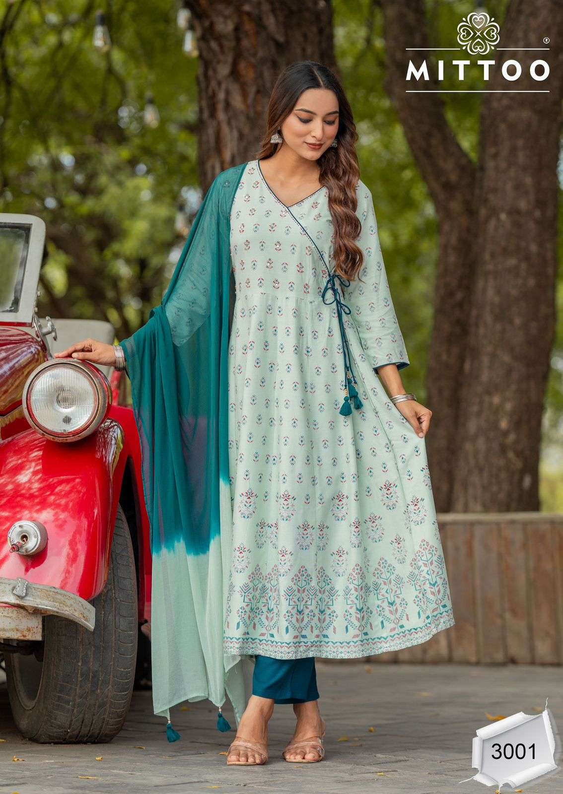 MITTOO PADMAVAT ANGRAKHA STYLE FANCY KURTI COMBO SET 