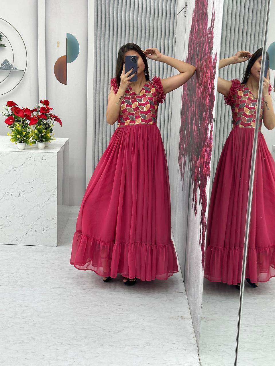 PC 468 PREETY LOOKS FANCY LADIES GOWN