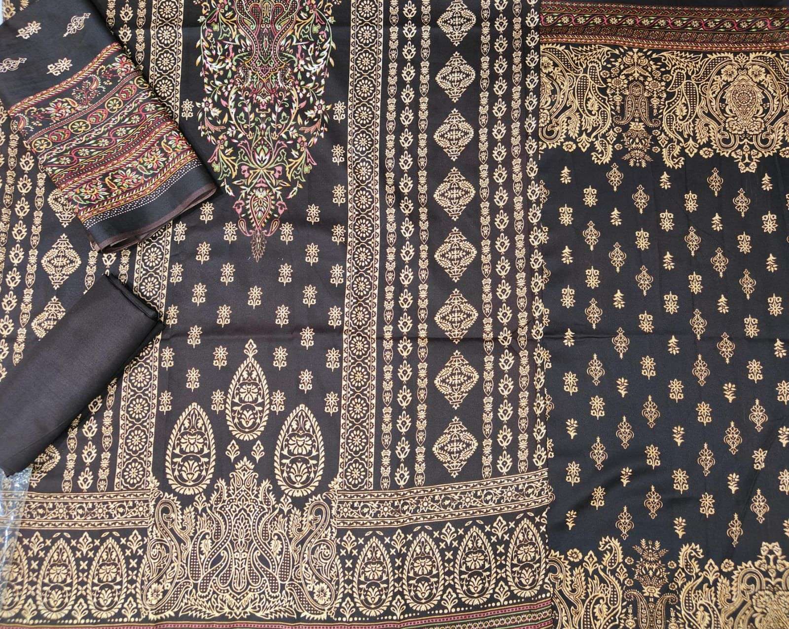 ROLI MOLI CREATION WINTER COLLECTION PASHMINA PRINT SALWAR SUIT