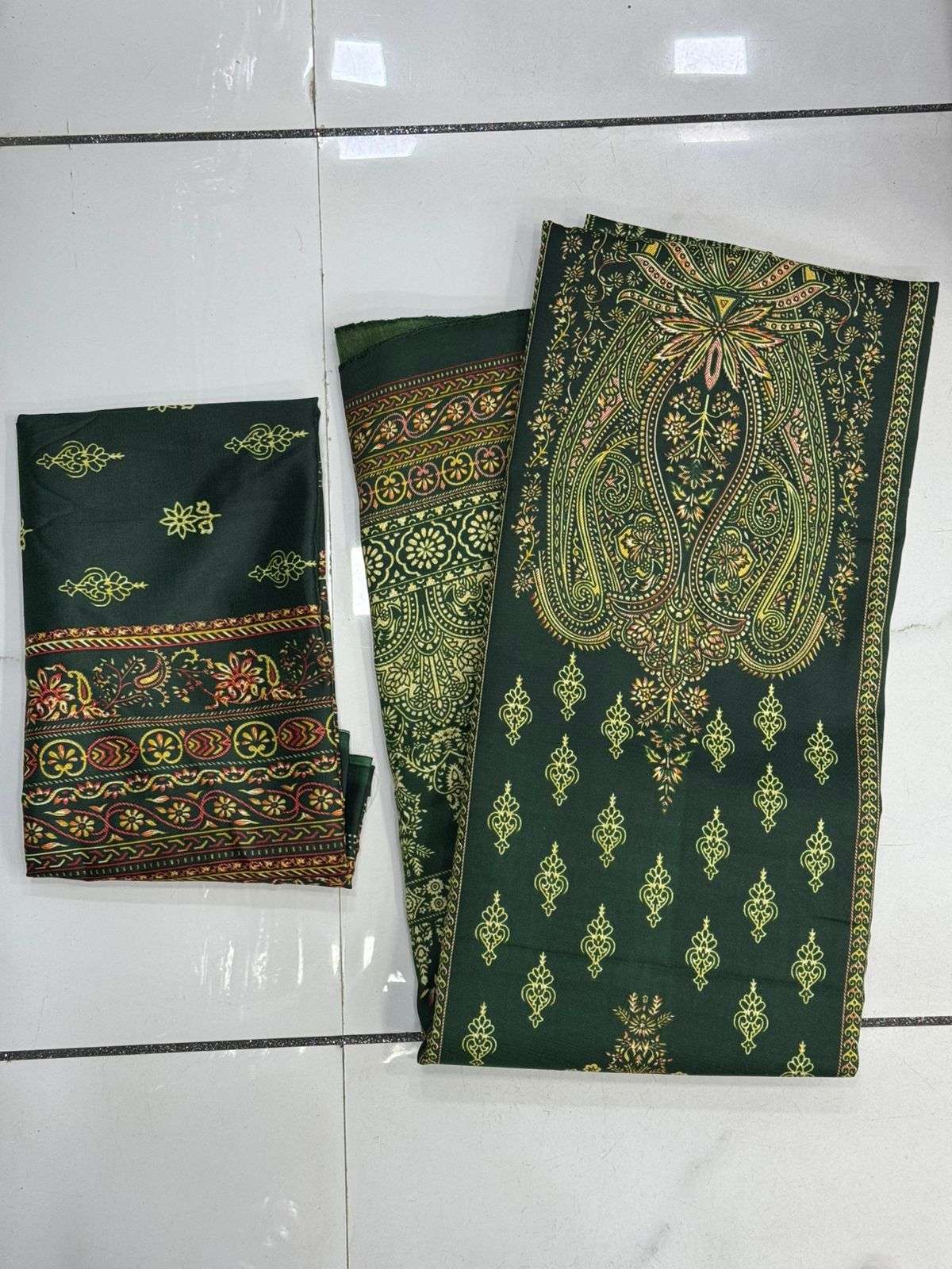 ROLI MOLI CREATION WINTER COLLECTION PASHMINA PRINT SALWAR SUIT