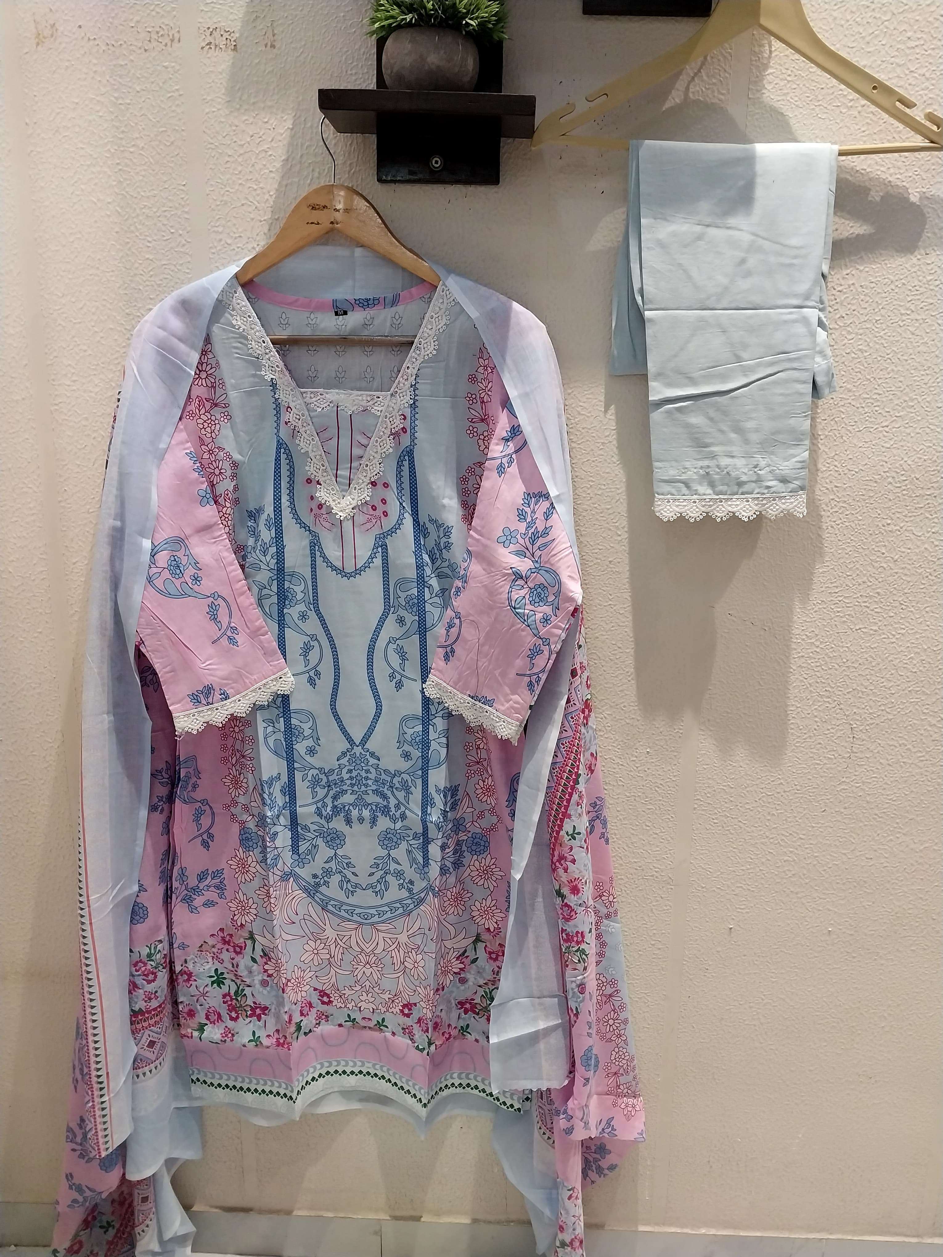 SAPPHIRE AGHA NOORAIN N 130 LAWN COTTON FANCY DESIGNER WORKS SUIT