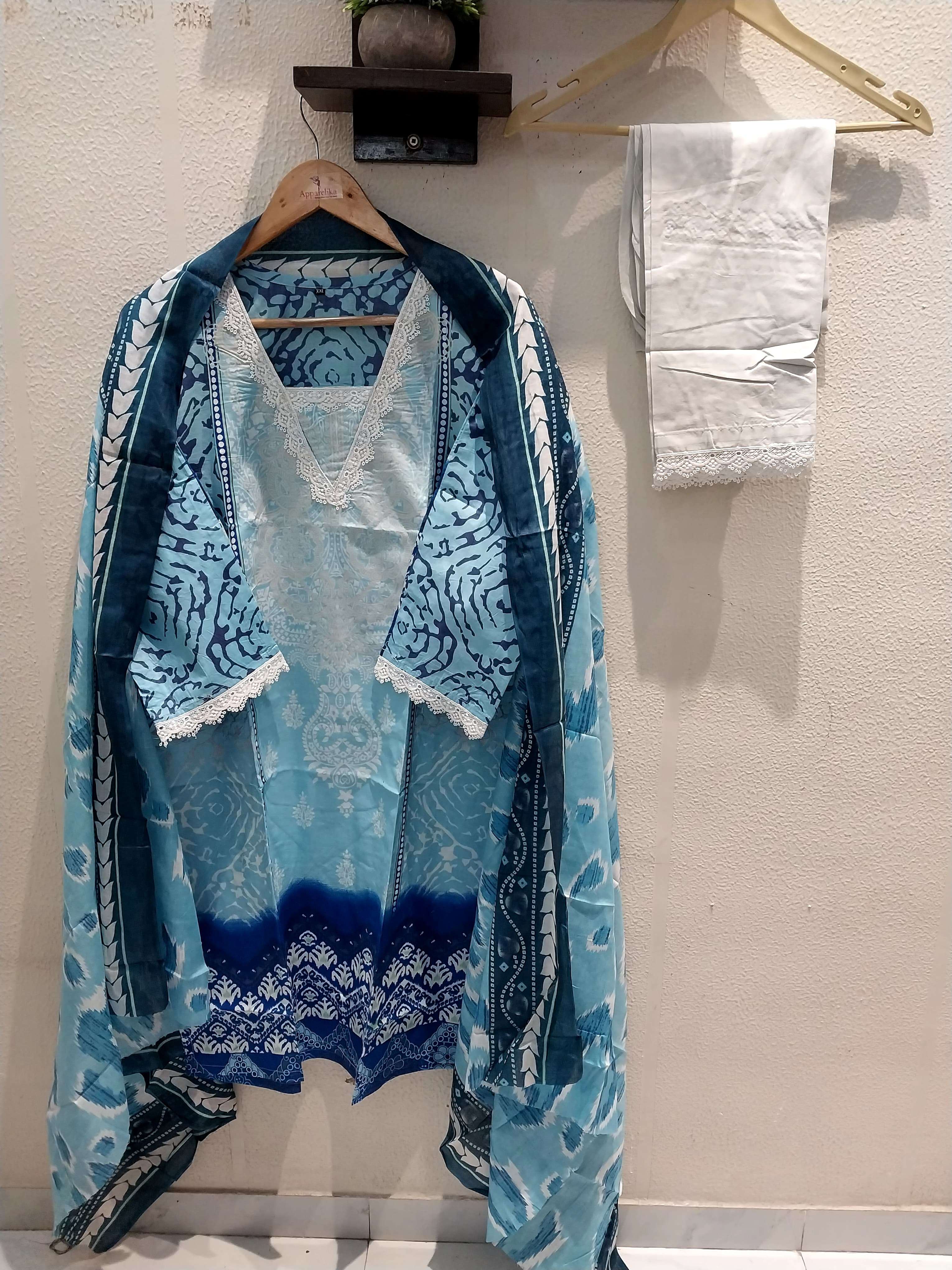 SAPPHIRE AGHA NOORAIN N 132 LAWN COTTON FANCY WORK SUIT