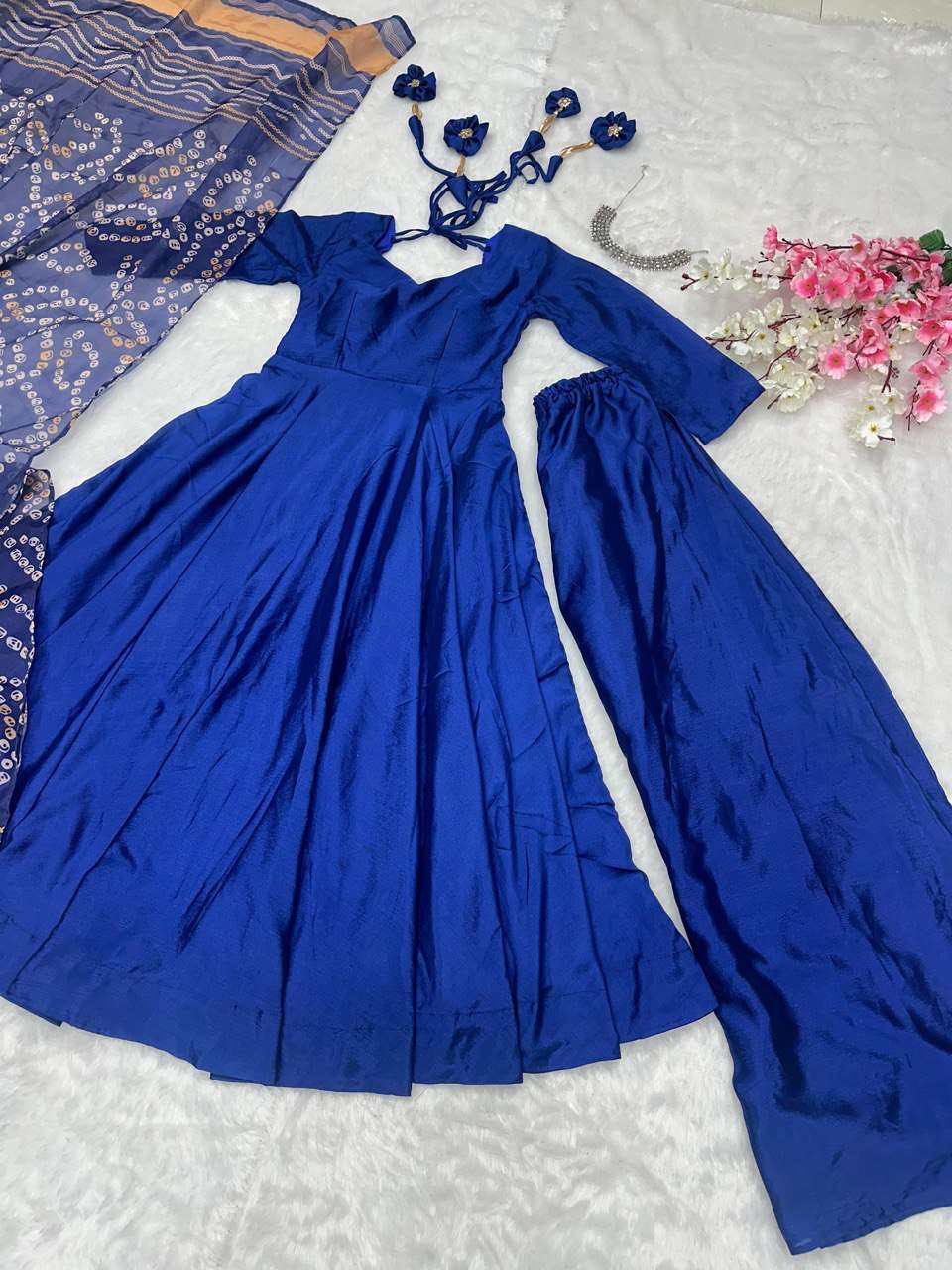 SC 271 SILK PREETY LOOK DESIGNER FANCY ANARKALI GOWN SUIT