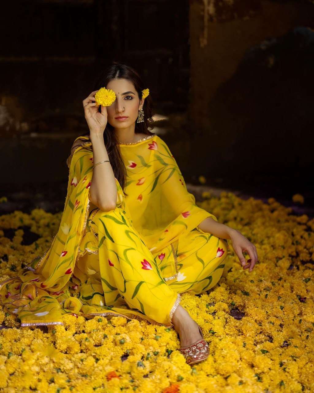 SC 273 MUSTARD SHADE BEAUTIFUL DESIGNER HALDI FUNCTION WEAR SUIT