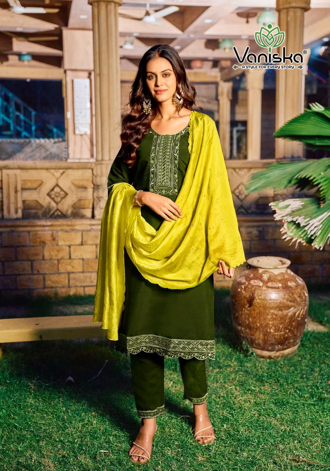 VANISKA FIZA VOL 4 SILK FANCY WORKS LADIES KURTI COMO SET 