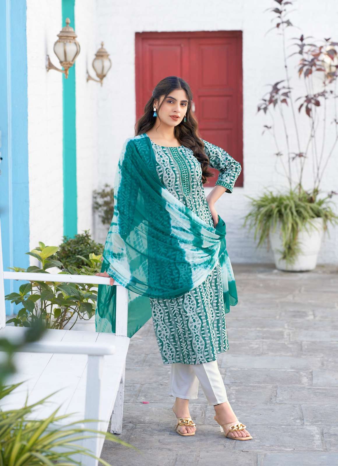 MYSTIC 9 NISHA VOL 4 COTTON BATIK PRINT FANCY KURTI COMBO SET 