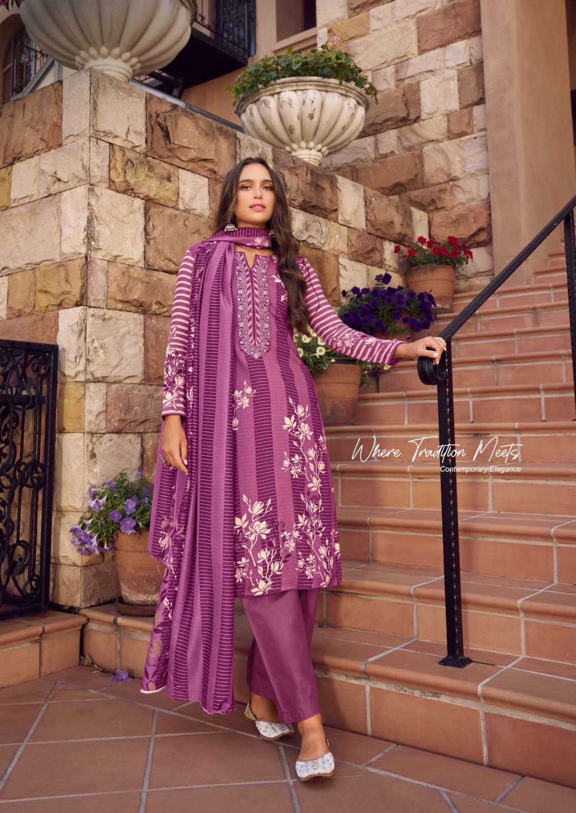 NISANKA LIFESTYLES AVATARA LAWN COTTON DIGITAL PRINT WITH FANCY WORK SUIT