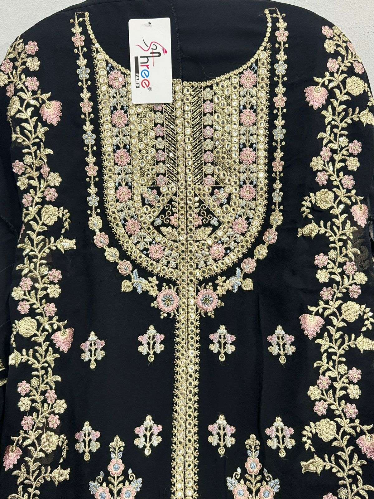 SHREE FAB DESIGN NO - K 1982 F FOX GEORGETTE HEAVY EMBROIDERED PARTY WEAR SUIT 