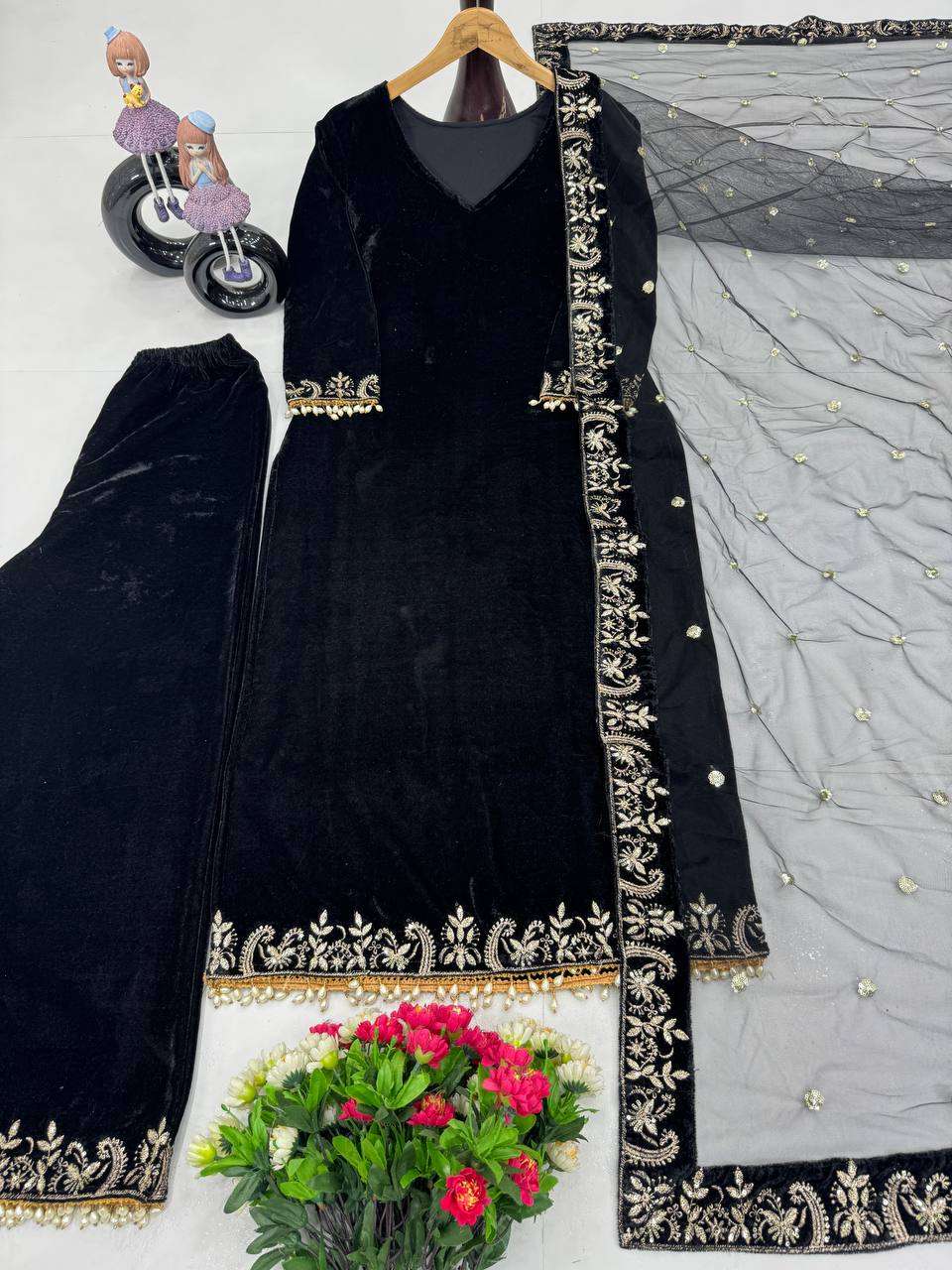 ST 193 BLACK VELVET SEQUENCE DESIGNER WORK SUIT