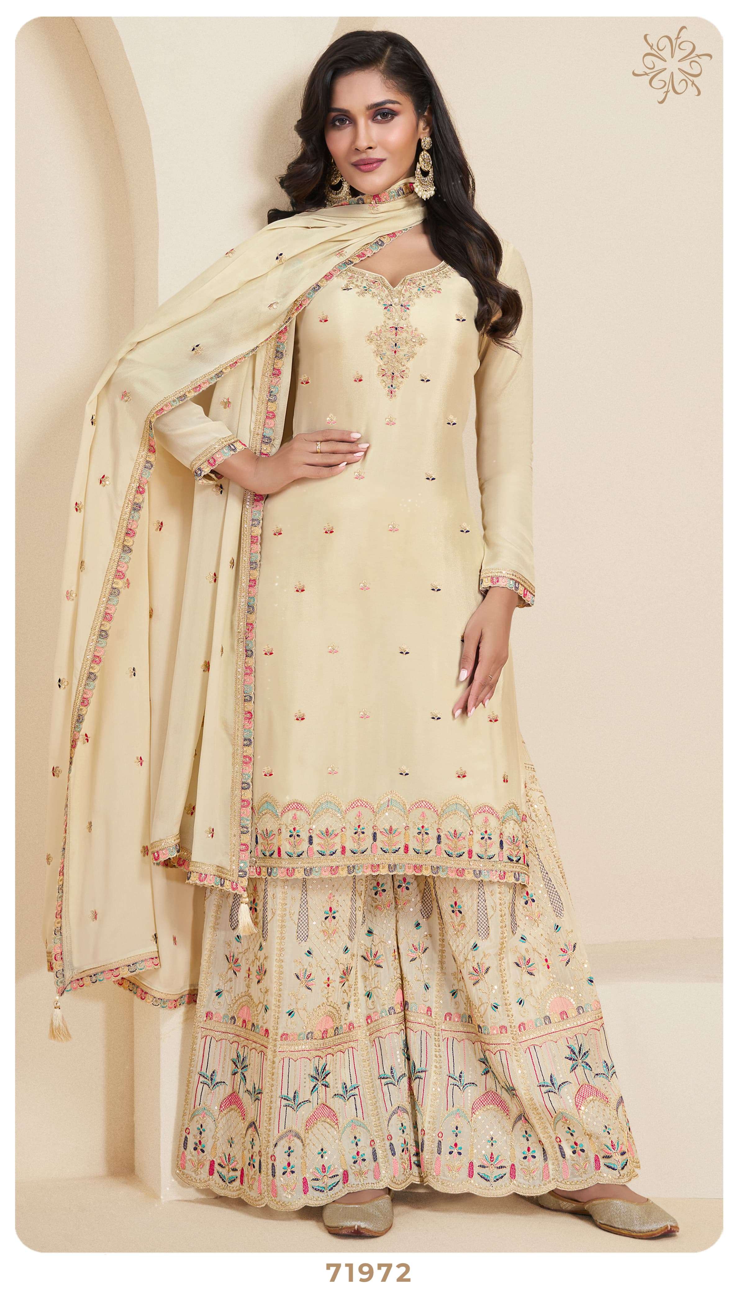 VINAY FASHION KULEESH SUNDARI HEAVY DESIGNER TRADITIONAL WEAR SUIT