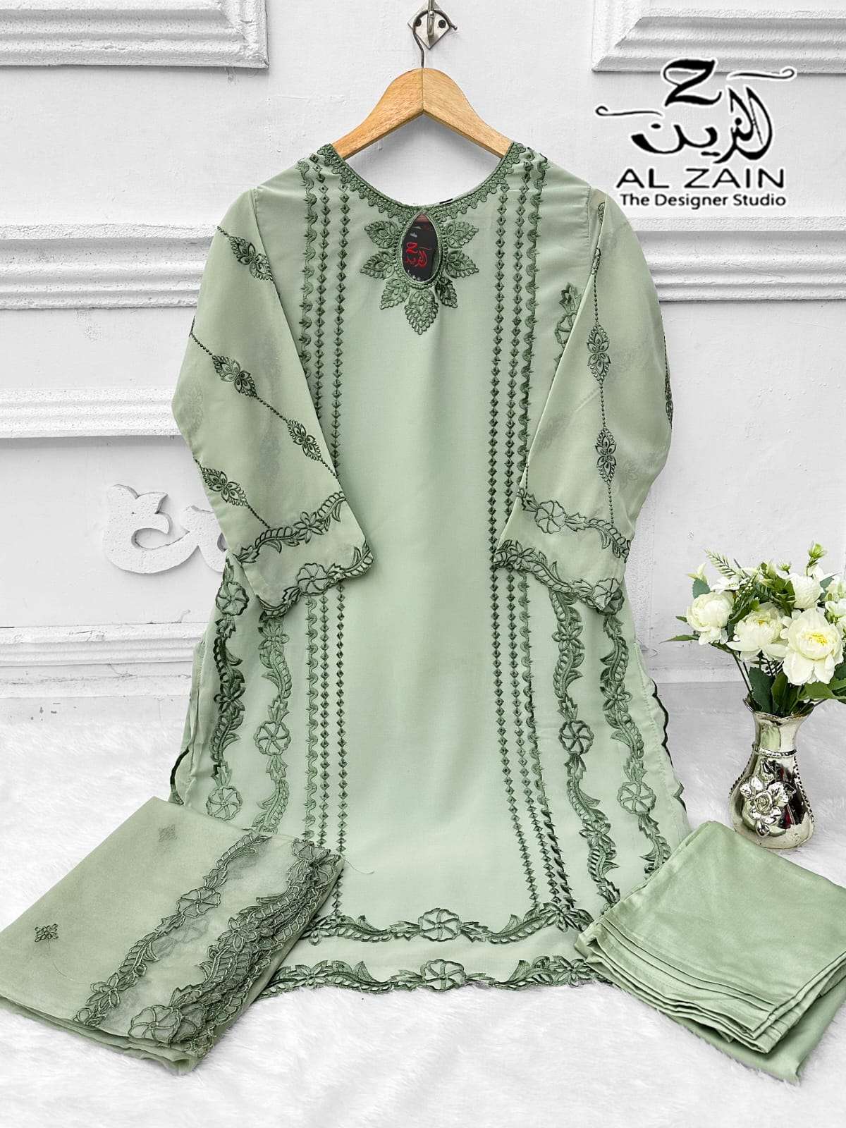 AL ZAIN D NO  272733 GEORGETTE BEAUTIFUL LOOK DESIGNER PAKISTANI SUIT