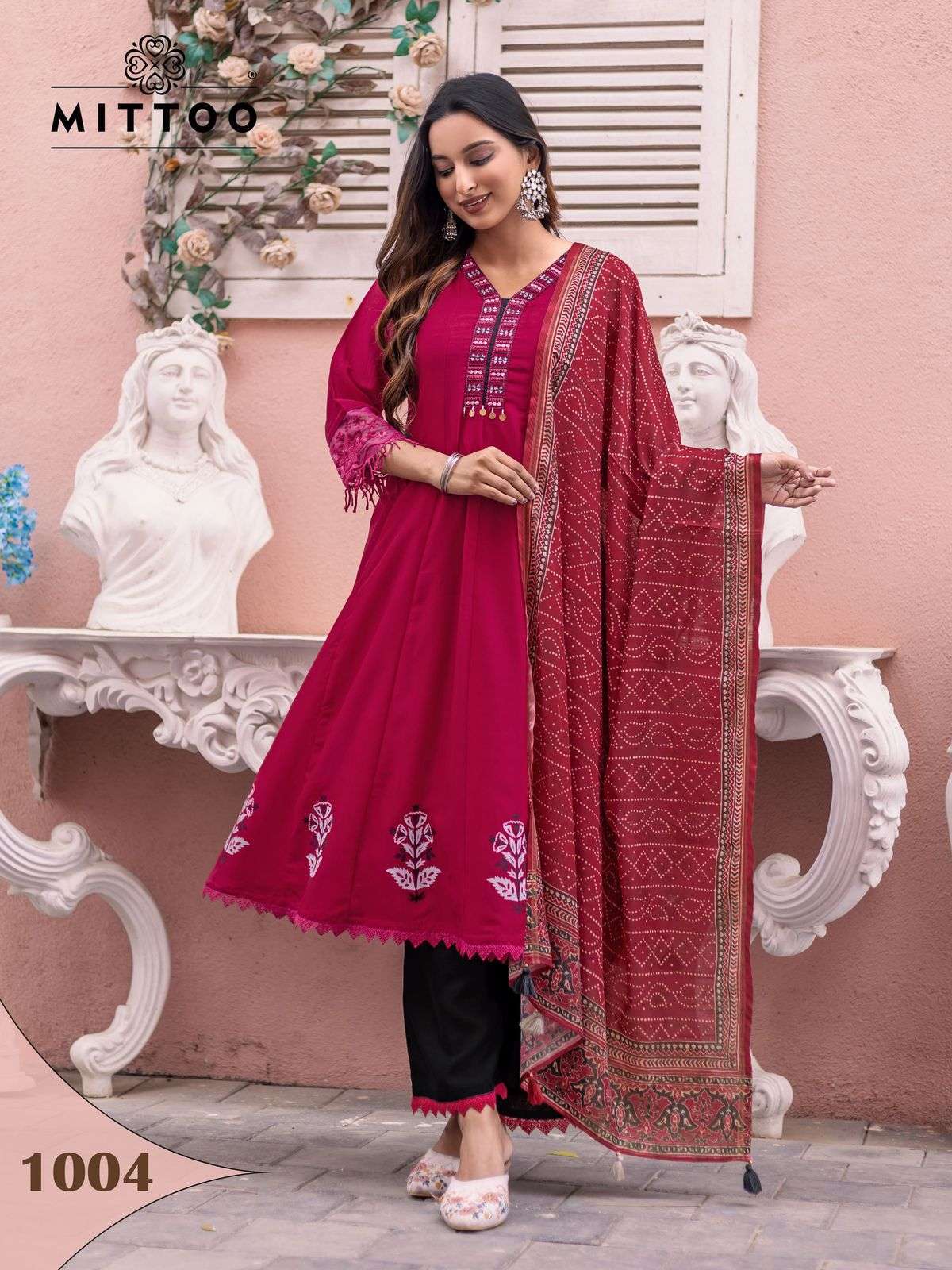 MITTOO BAARATI SILK FANCY NAIRA CUT PATTERN KURTI COMBO SET 