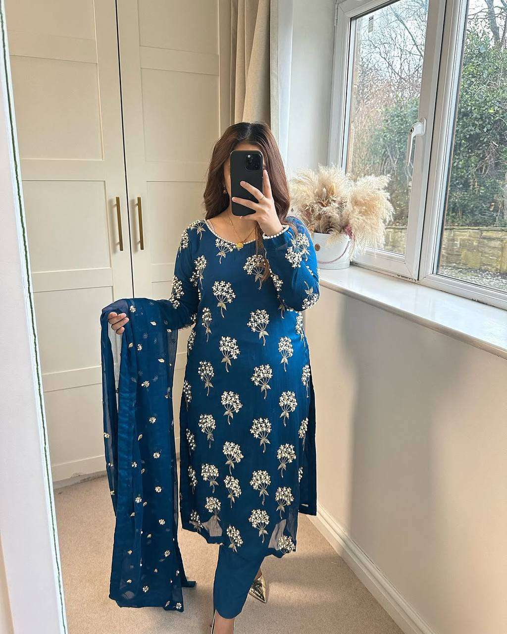 ND 5032 HEAVY BEAUTIFUL LOOK DESIGNER LADIES SUIT