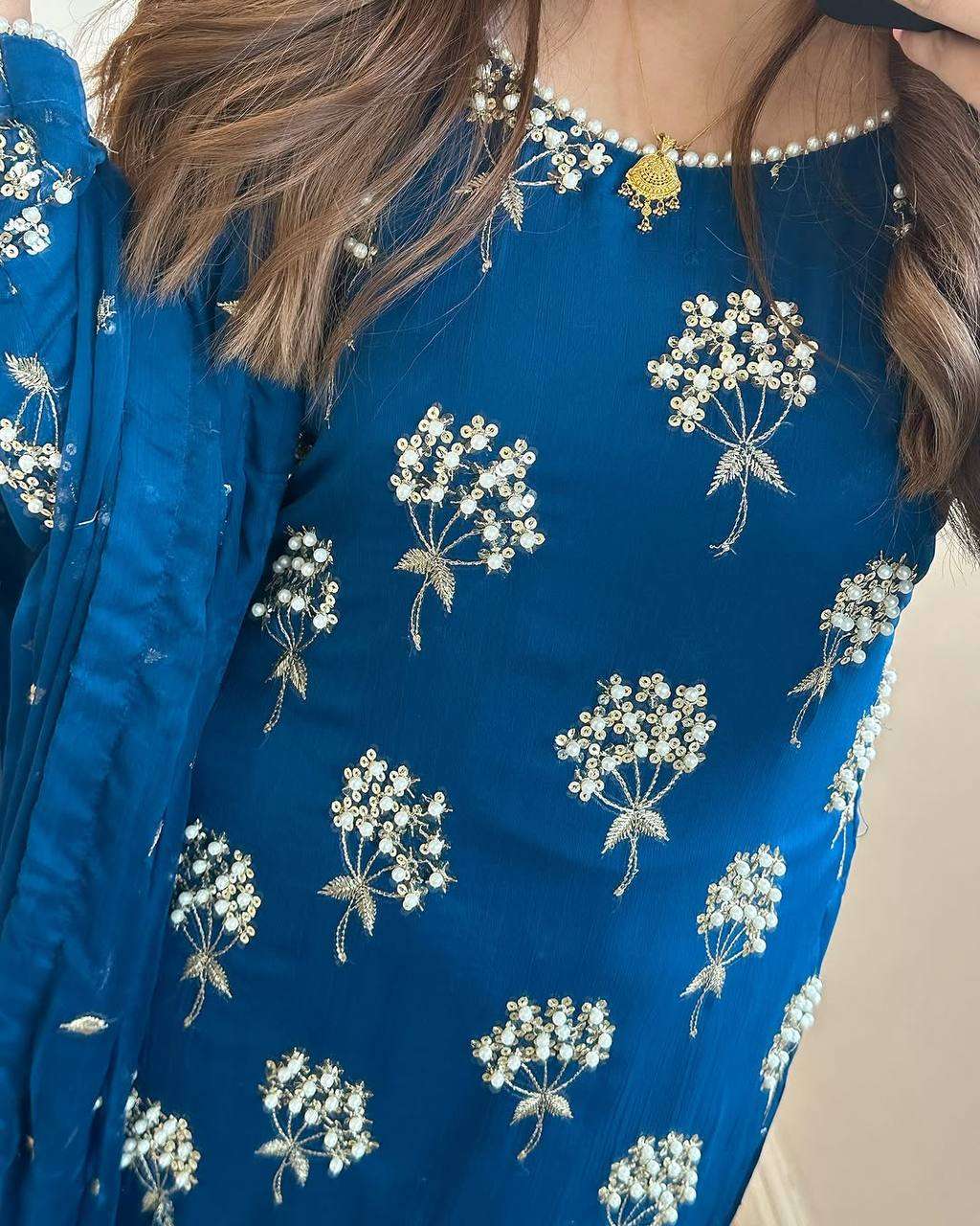 ND 5032 HEAVY BEAUTIFUL LOOK DESIGNER LADIES SUIT