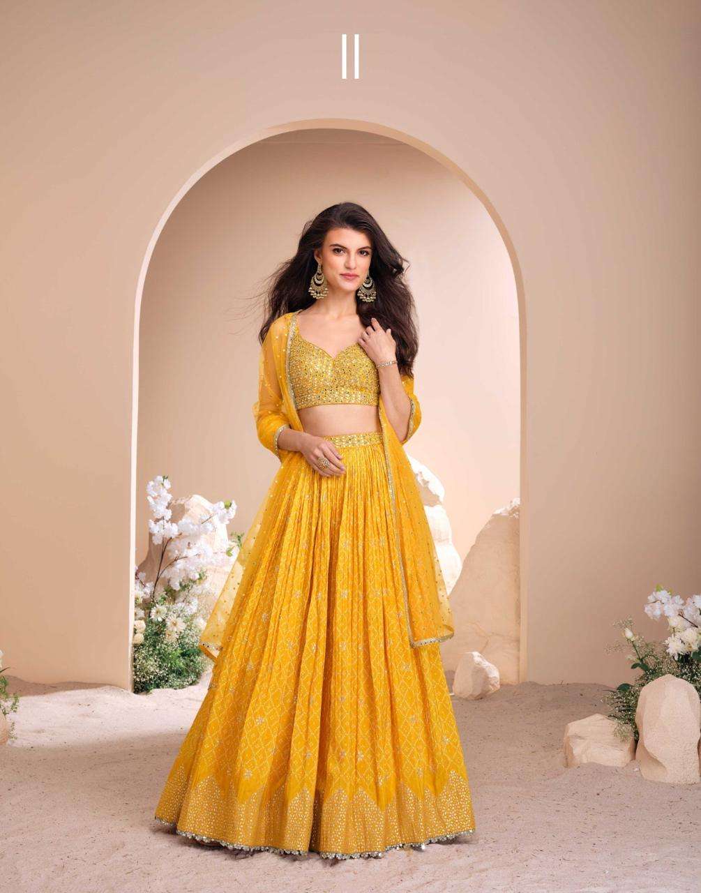 SAYURI DESIGNER SWAYAMWAR JACQUARD DESIGNER HEAVY LEHENGA CHOLI