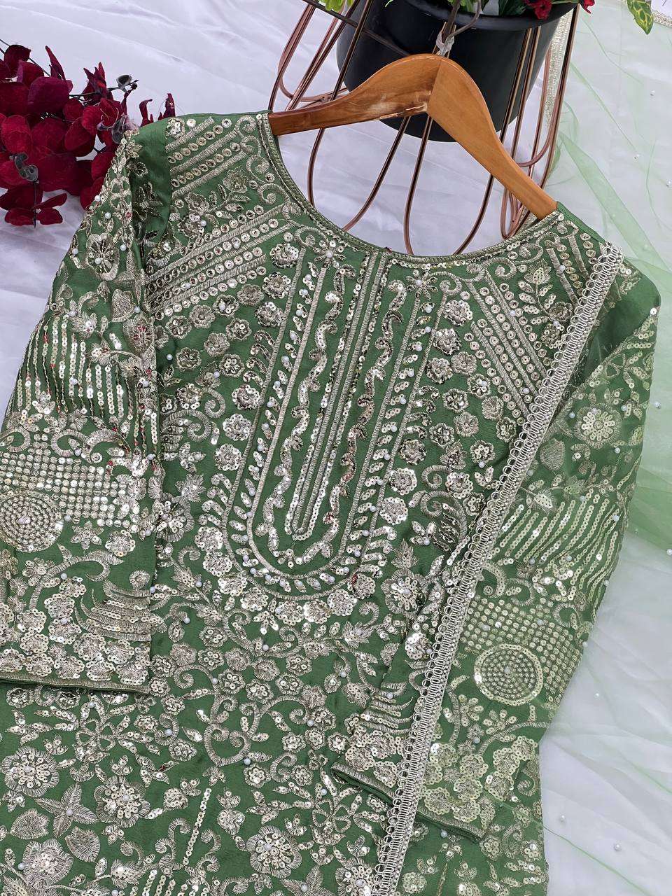 ZSR 3103 BEAUTIFUL LOOK DESIGNER FESTIVE WEAR SHARARA SUIT