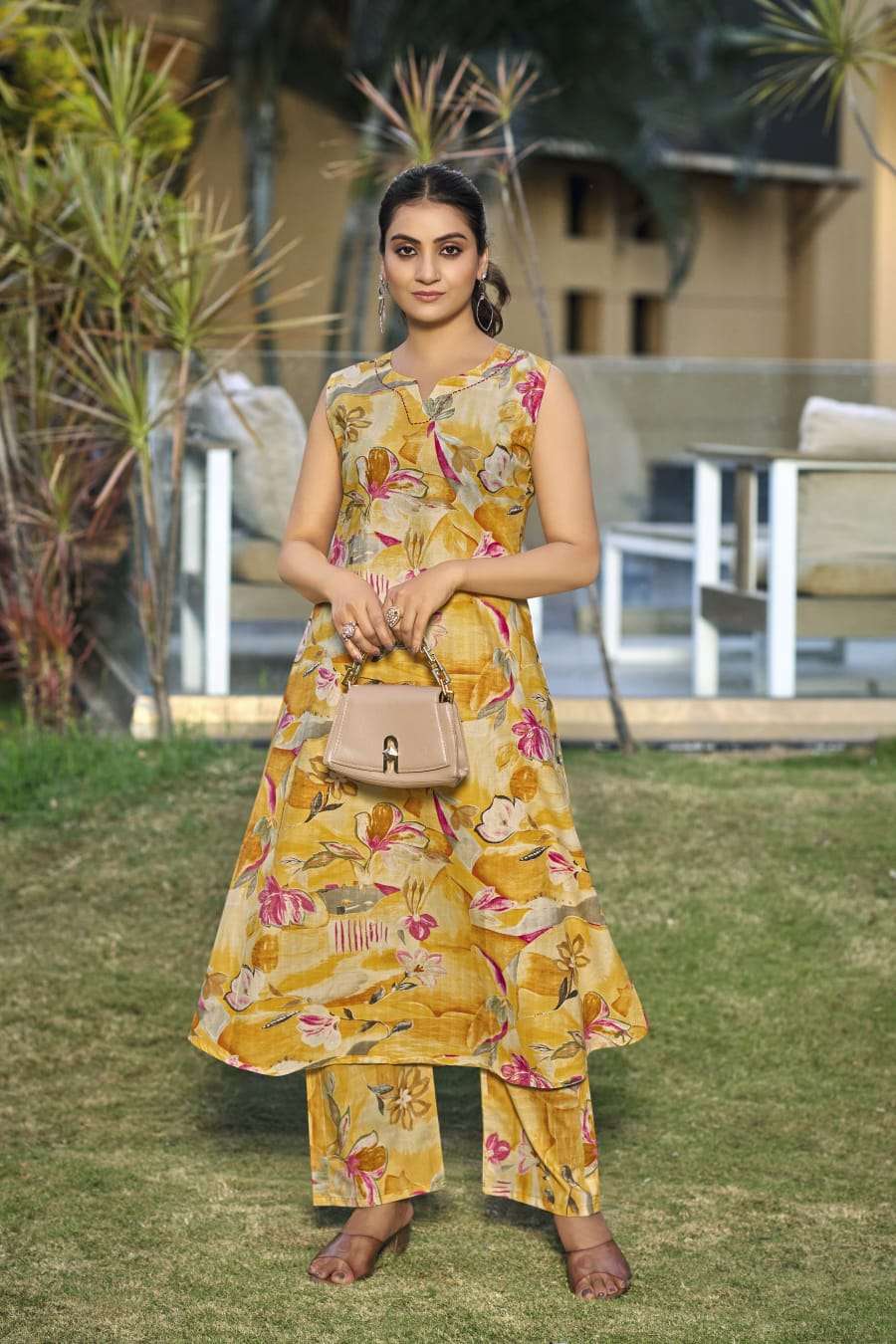 OSSM SUMMER THREADS COTTON PRINT FANCY KURTI WITH BOTTOM SET