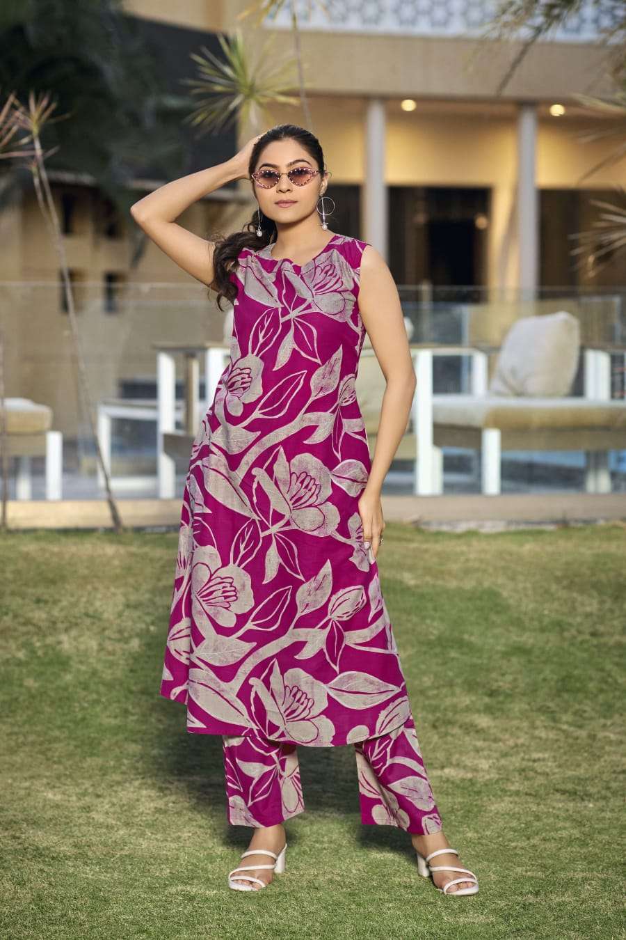 OSSM SUMMER THREADS COTTON PRINT FANCY KURTI WITH BOTTOM SET