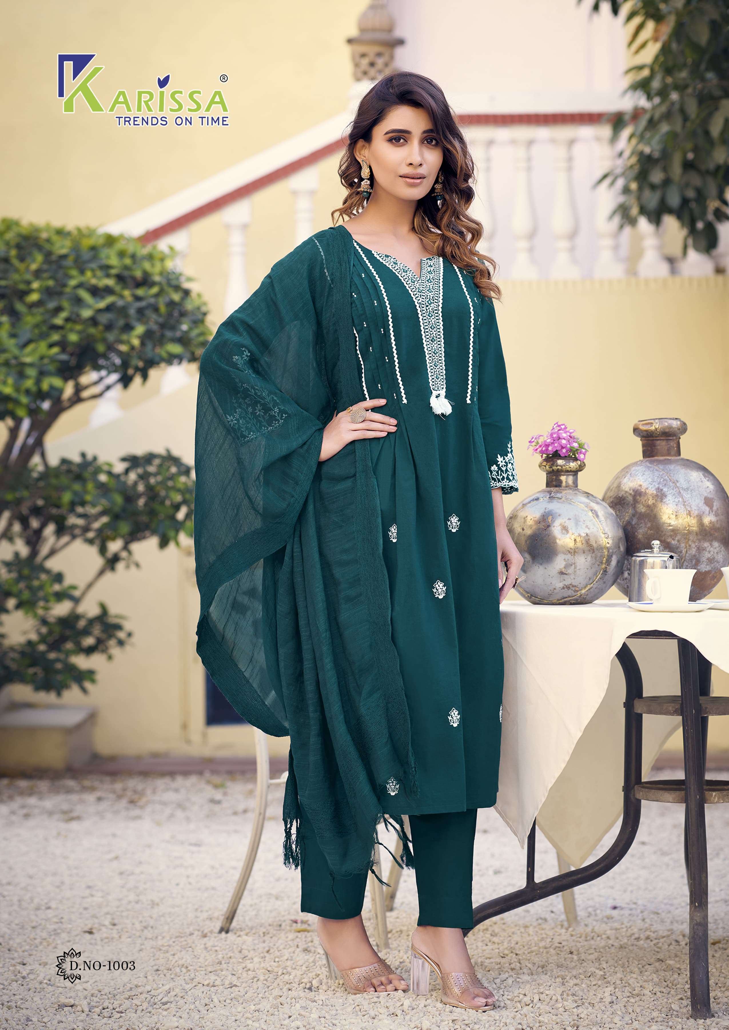 KARISSA ICONIC COTTON THREAD WORK FANCY NAIRA CUT STYLE LADIES KURTI COMBO SET