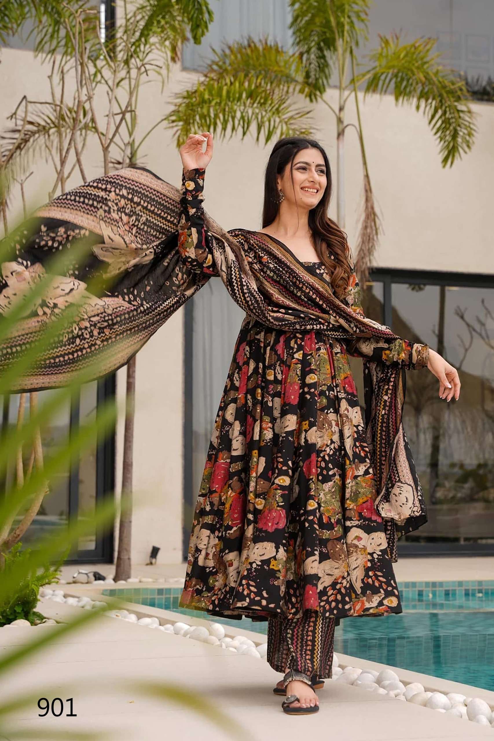 MF CLORA VOL 9 COTTON DIGITAL PRINT FANCY LOOK LADIES GOWN SET