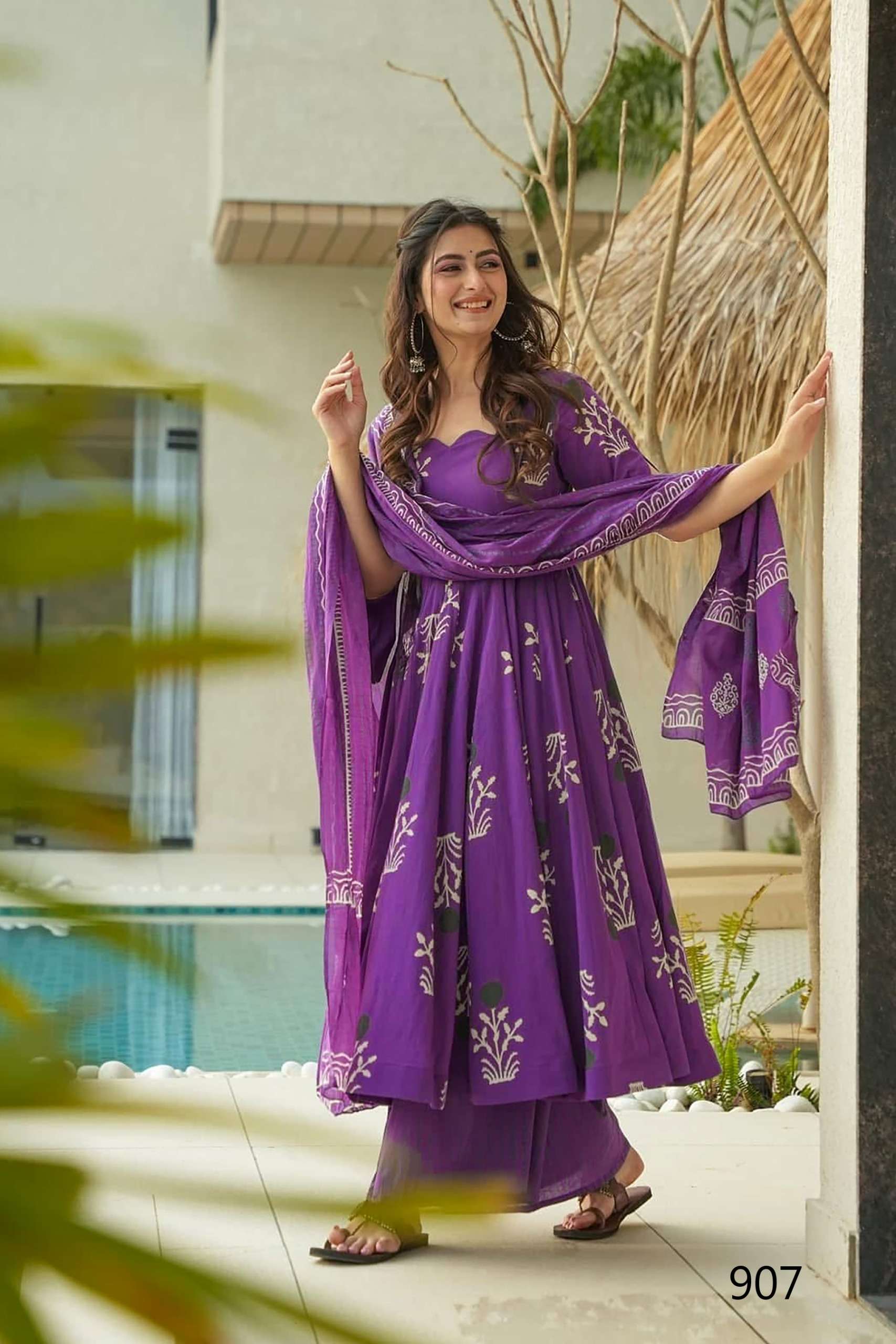 MF CLORA VOL 9 COTTON DIGITAL PRINT FANCY LOOK LADIES GOWN SET