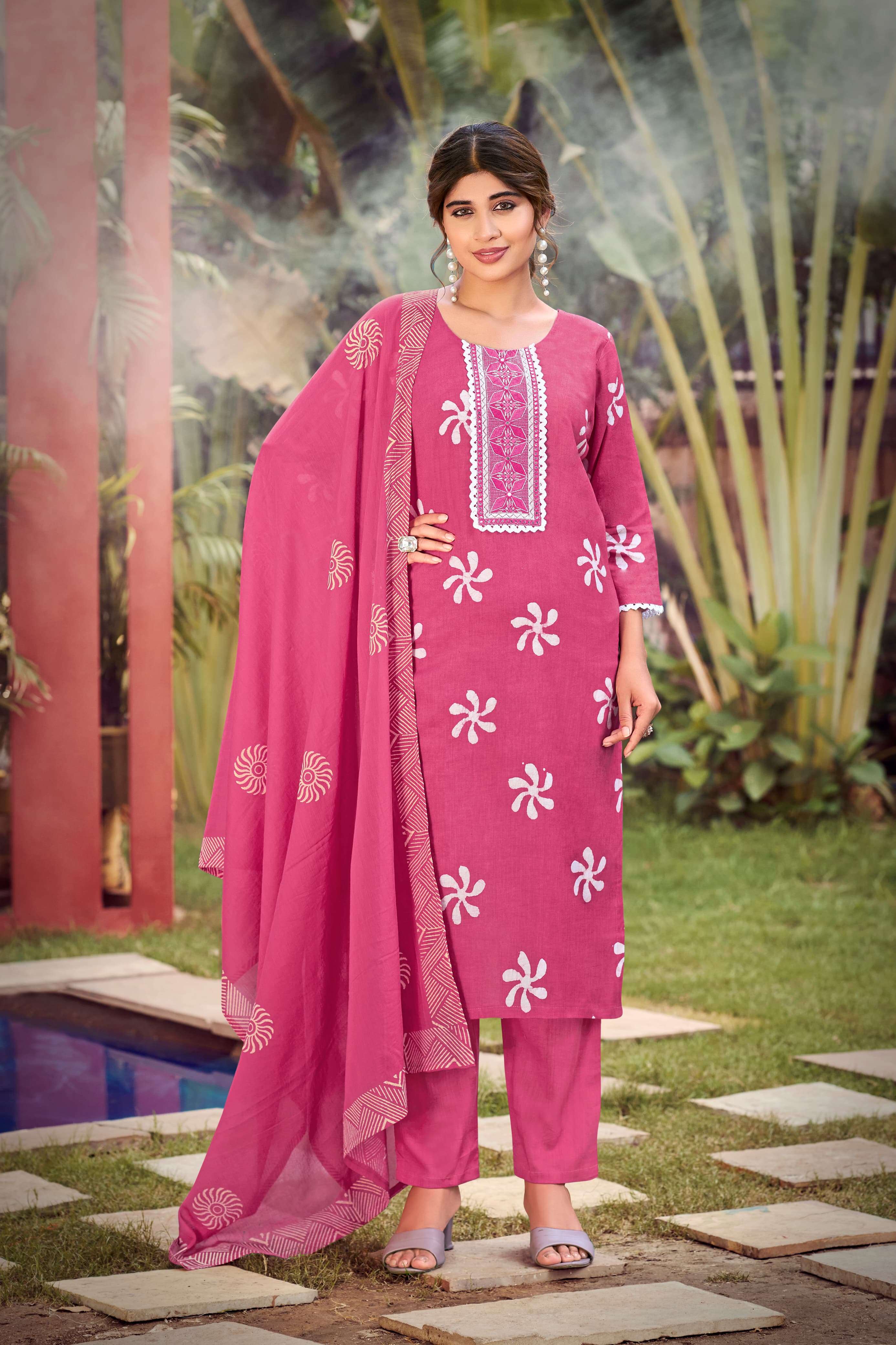 OSSM BATIK VOL 5 COTTON BATIK PRINT FANCY KURTI COMBO SET