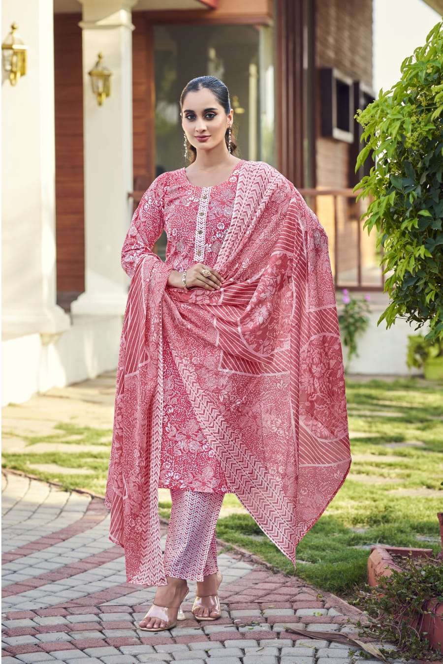 TIPS AND TOPS  SUMMER FASHION VOL 8 COTTON PRINT FANCY KURTI COMBO SET