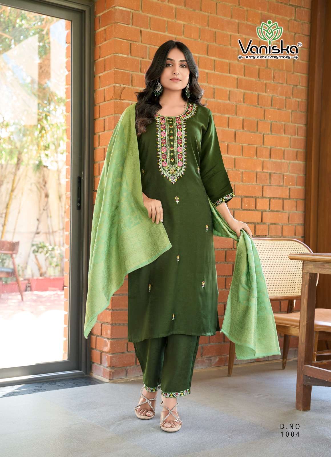VANISKA FANTASY VOL 1 VISCOSE FANCY EMBROIDERIES KURTI COMBO SET