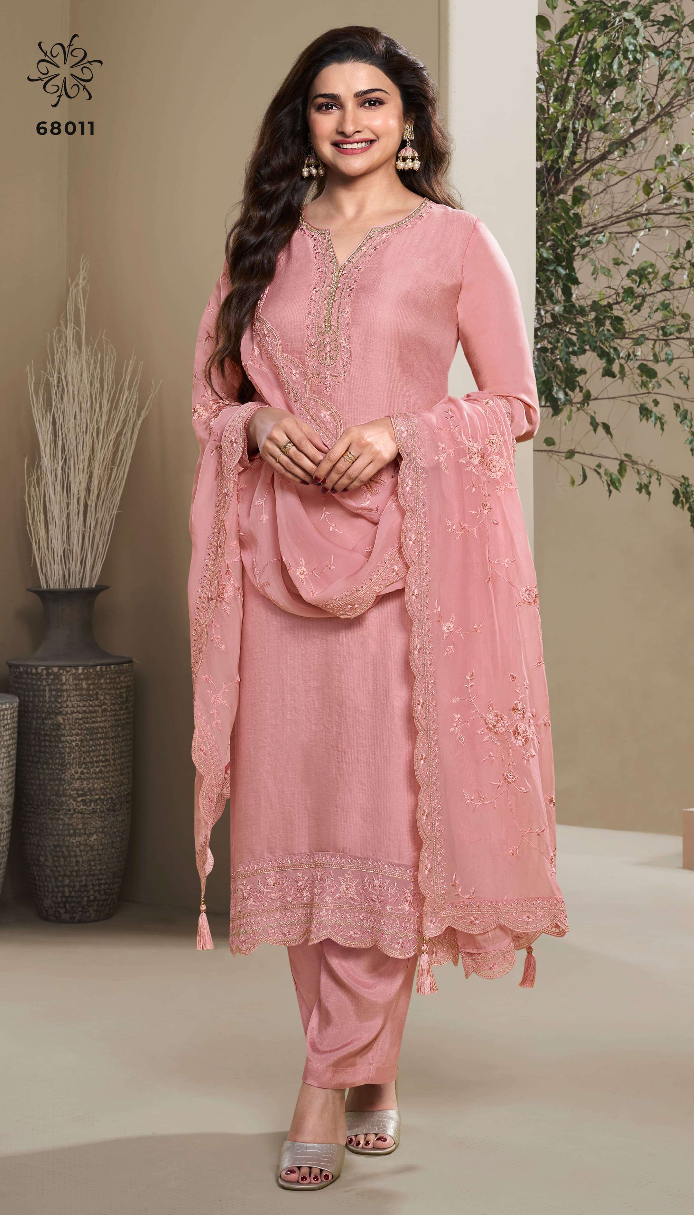 VINAY FASHION KULEESH SAUMYA SILK EMBROIDERY WORK SUIT