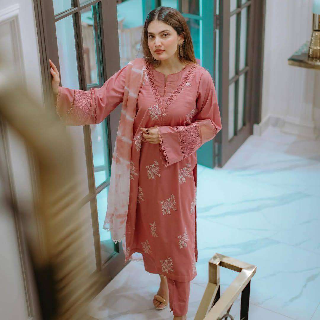 LG 1951 SILK FANCY DESIGNER LOOK PAKISTANI STYLE SUIT