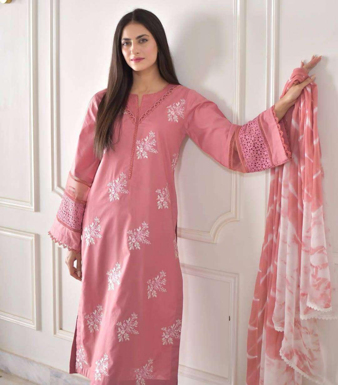 LG 1951 SILK FANCY DESIGNER LOOK PAKISTANI STYLE SUIT