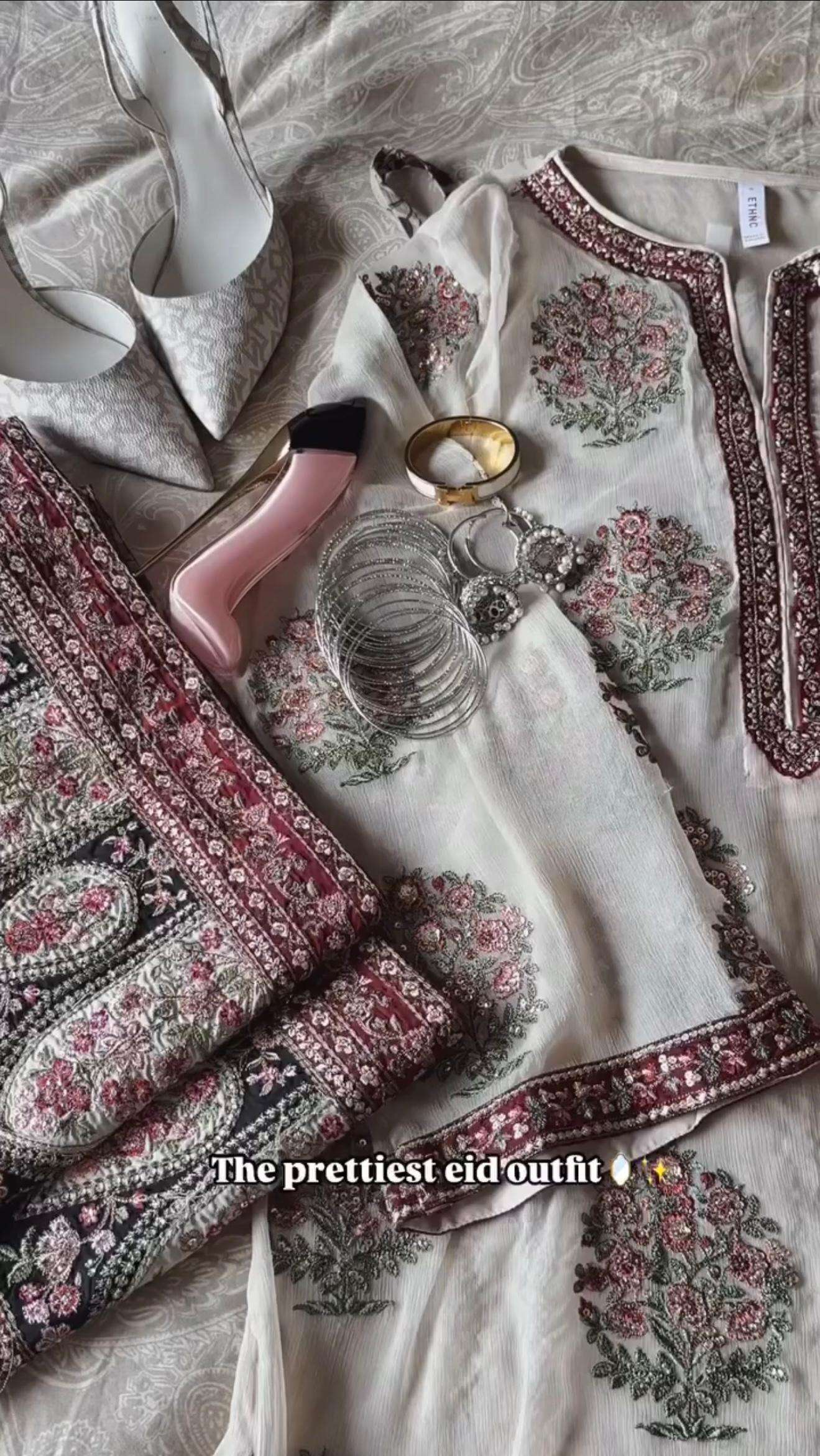 PD 1109 GEORGETTE BEAUTIFUL DESIGNER EID WEAR PAKISTANI STYLE SUIT