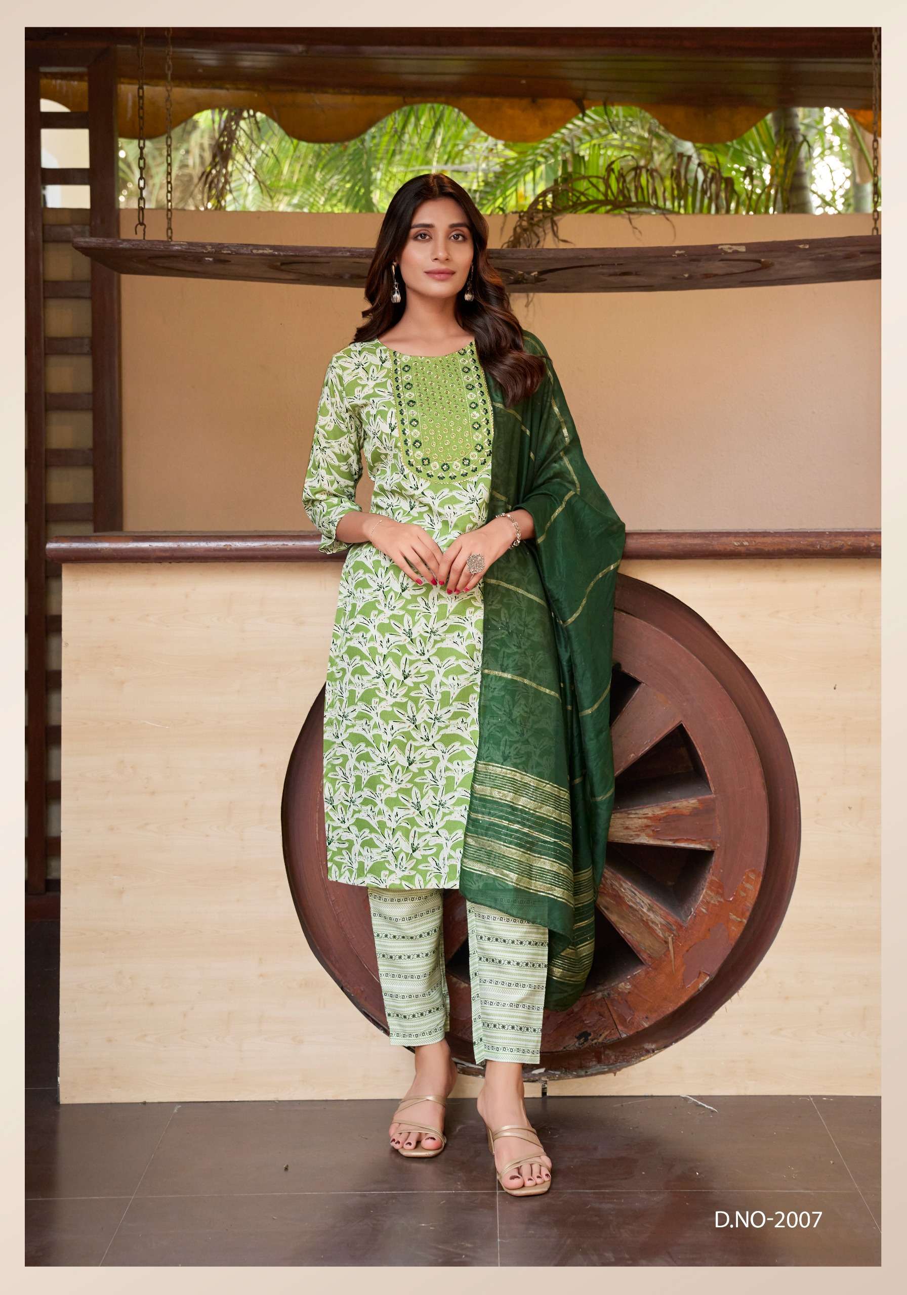 VANISKA SUNRISE VOL 2 CAPSULE FOIL PRINT FANCY LADIES KURTI COMBO SET