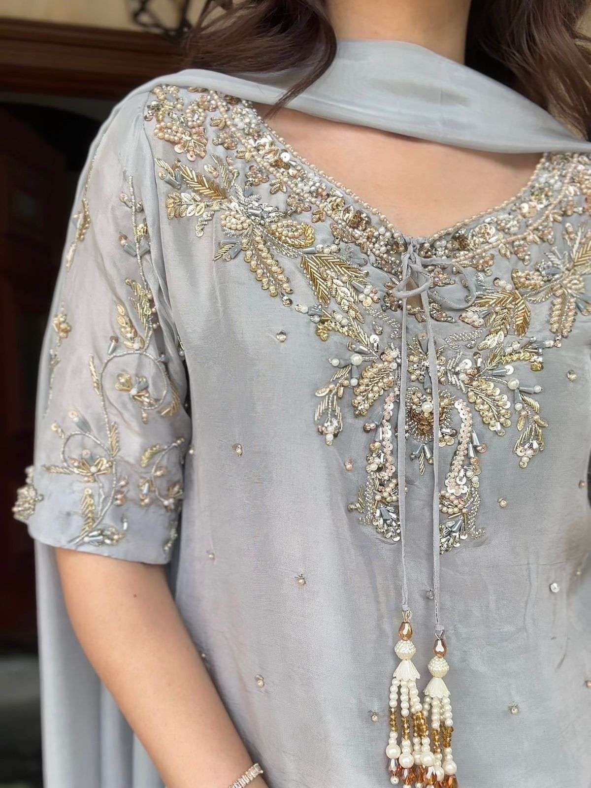 AD 208 HEAVY BEAUTIFUL EMBROIDERED PARTY WEAR SUIT