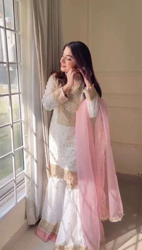 JD 609 GEORGETTE  FANCY DESIGNER PARTY WEAR READY MADE SHARARA SUIT