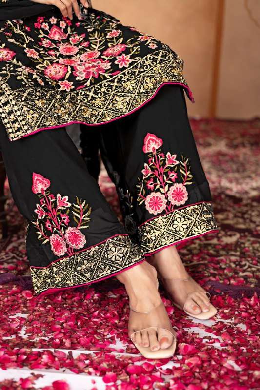 KF 1686 FOX GEORGETTE HEAVY DESIGNER PAKISTANI STYLE SUIT