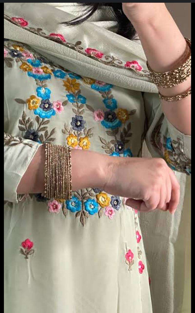 MD 3052 SILK FANCY DESIGNER WORK PARTY WEAR LOOK KURTI WITH DHOTI WITH DUPATTA 