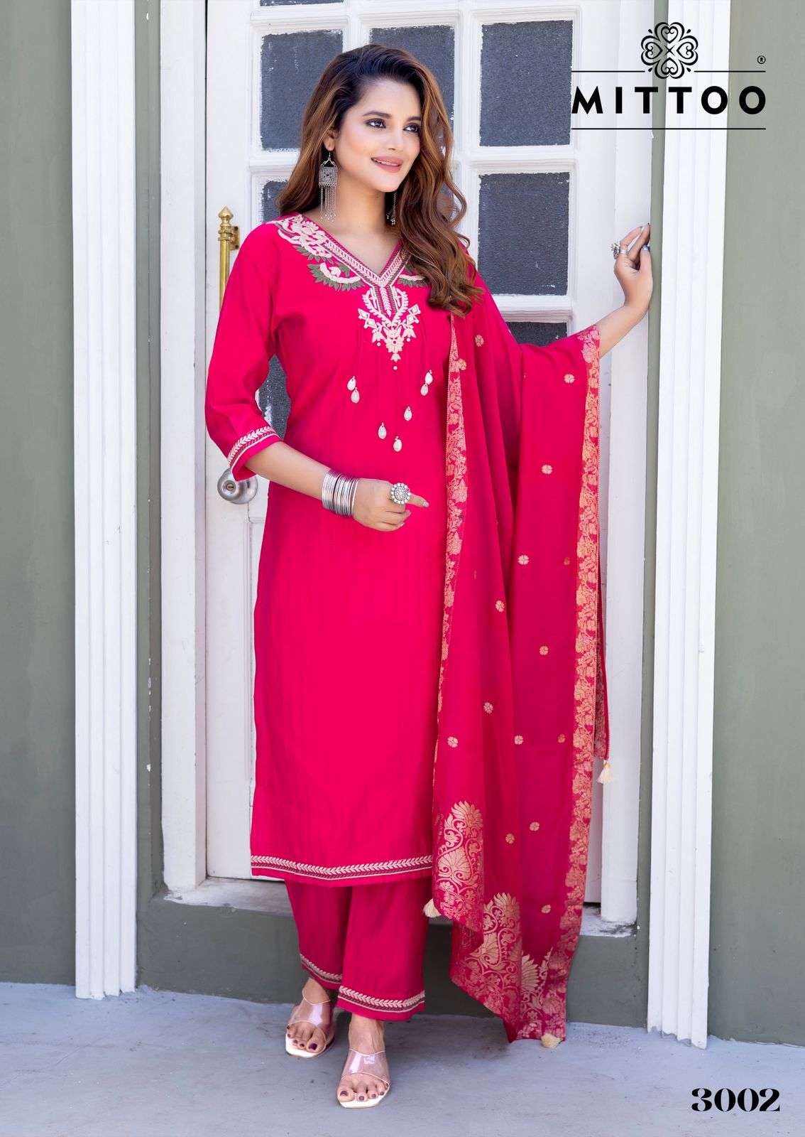 MITTOO MANSA VISCOSE FANCY DESIGNER WORK LADIES KURTI COMBO SET 