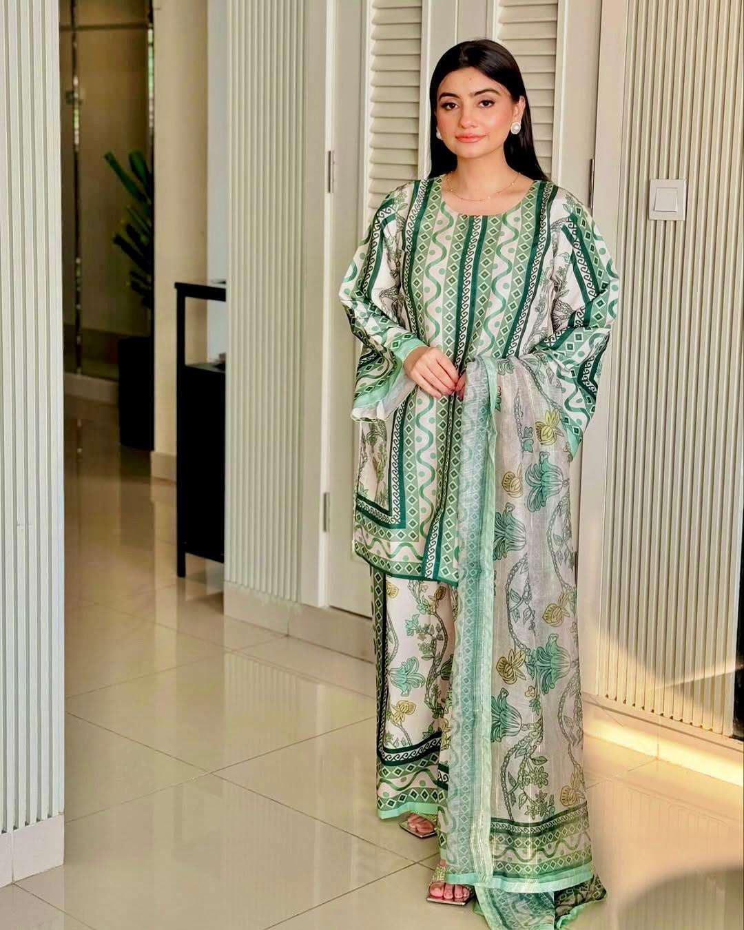 PD 1119 CREPE DIGITAL PRINT WITH FANCY DESIGNER WORK LADIES SUIT 