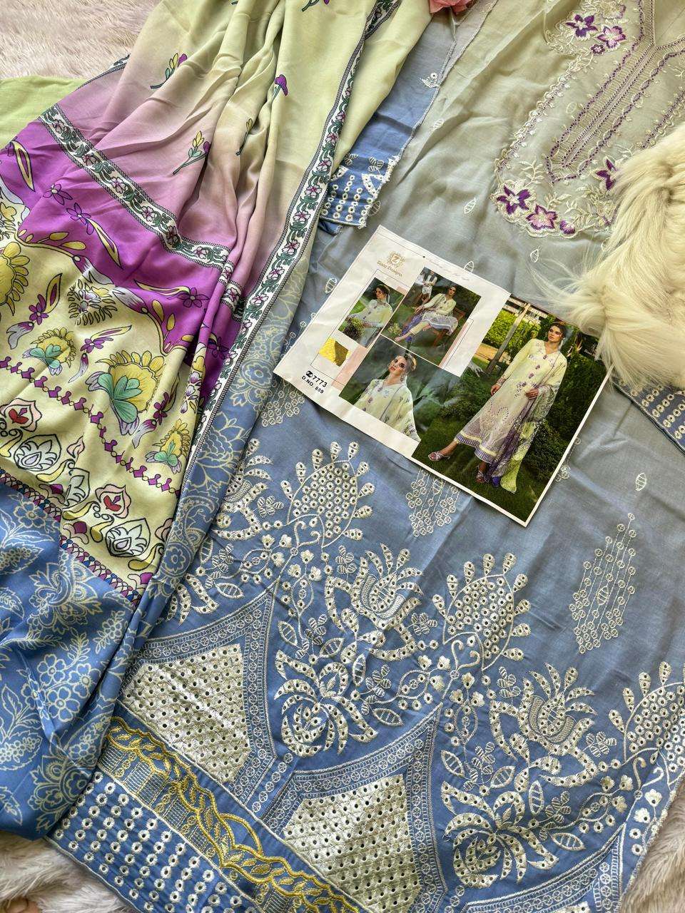ZIAAZ DESIGNS CODE NO - 889 CAMBRIC COTTON CHIKANKARI SHADED HEAVY EMBROIDERED PAKISTANI SUIT 