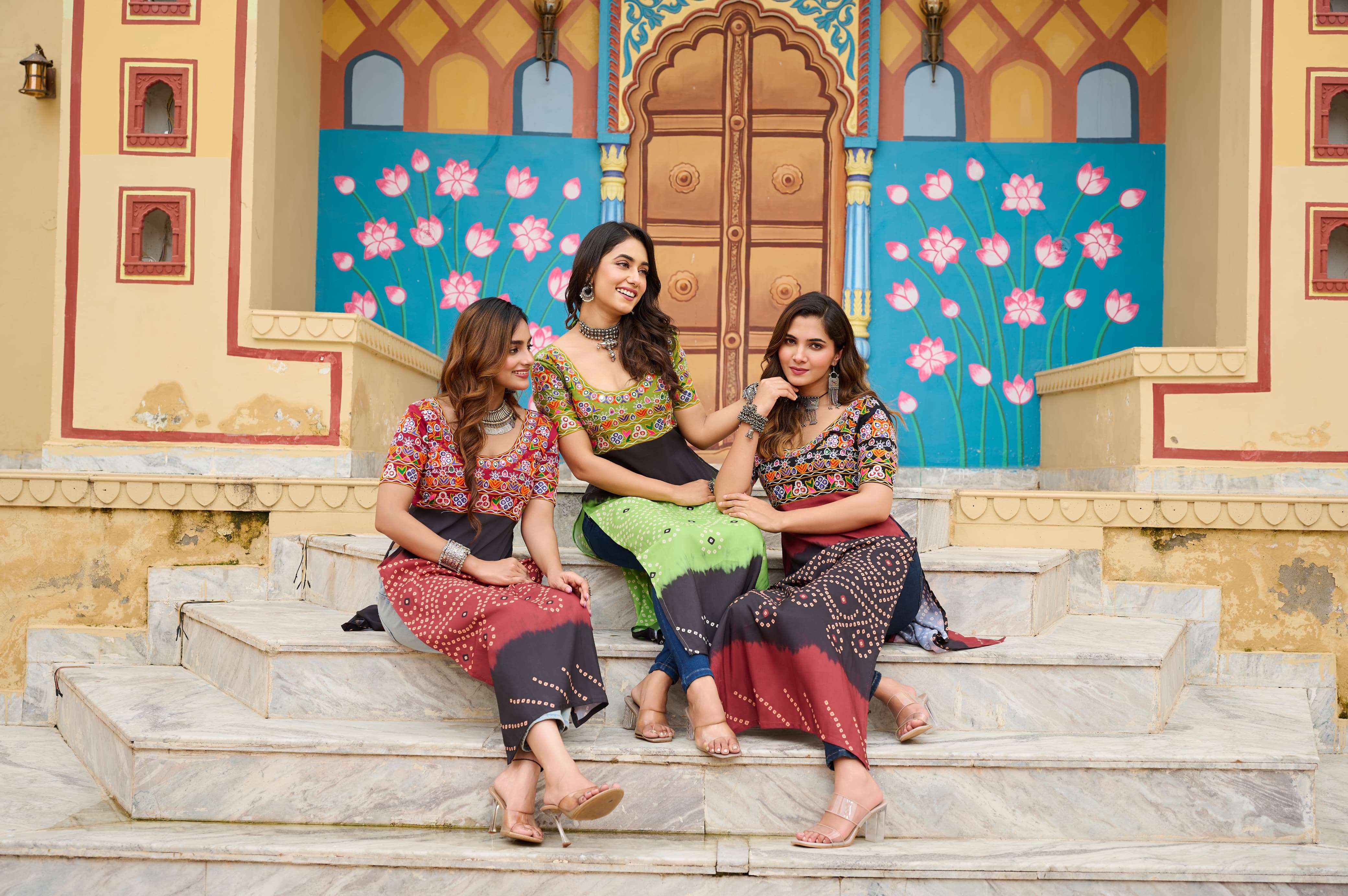 BANDHANI PALACE DESIGN NO - 1190 PRINTED RAYON KUTCH GAMTHI WORK KURTI