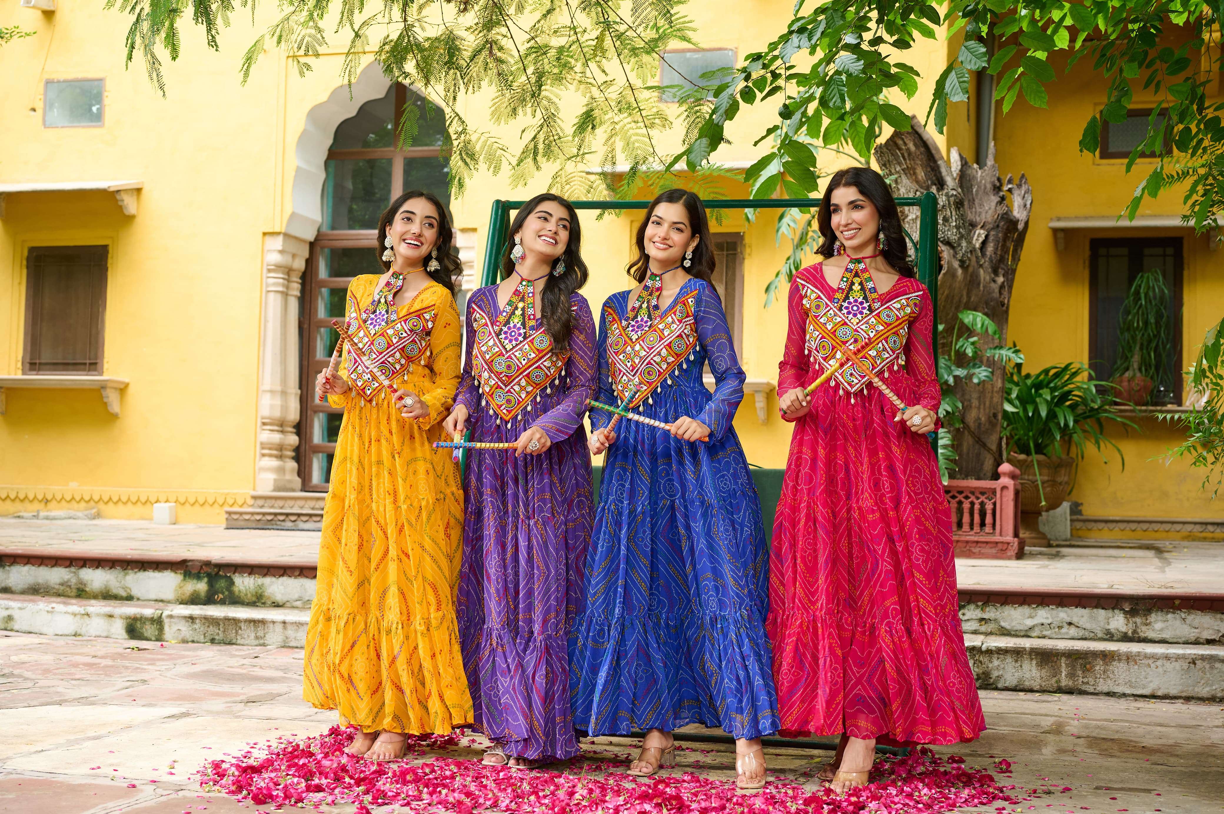 BANDHANI PALACE NAVRATRI COLLECTION CODE NO - 1194 FOX GEORGETTE BANDHANI PRINT KUTCHI PATCHWORK GOWN