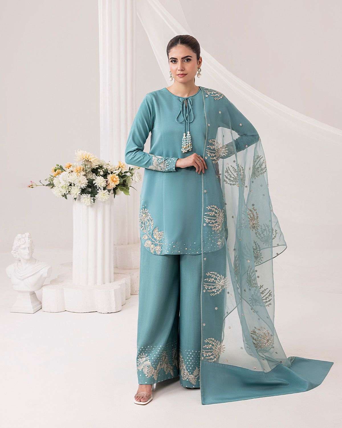 BANDHANI PALACE NO - AD202 PUR NATURAL CREPE EMBROIDERED SEQUENCE WORK PARTY WEAR SUIT 