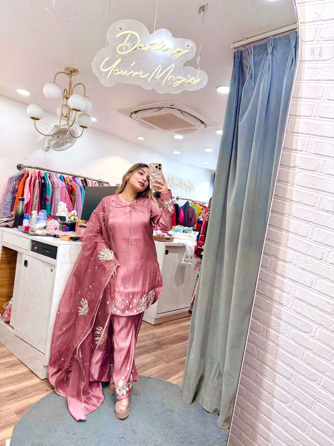 BANDHANI PALACE NO - AD202 PUR NATURAL CREPE EMBROIDERED SEQUENCE WORK PARTY WEAR SUIT 